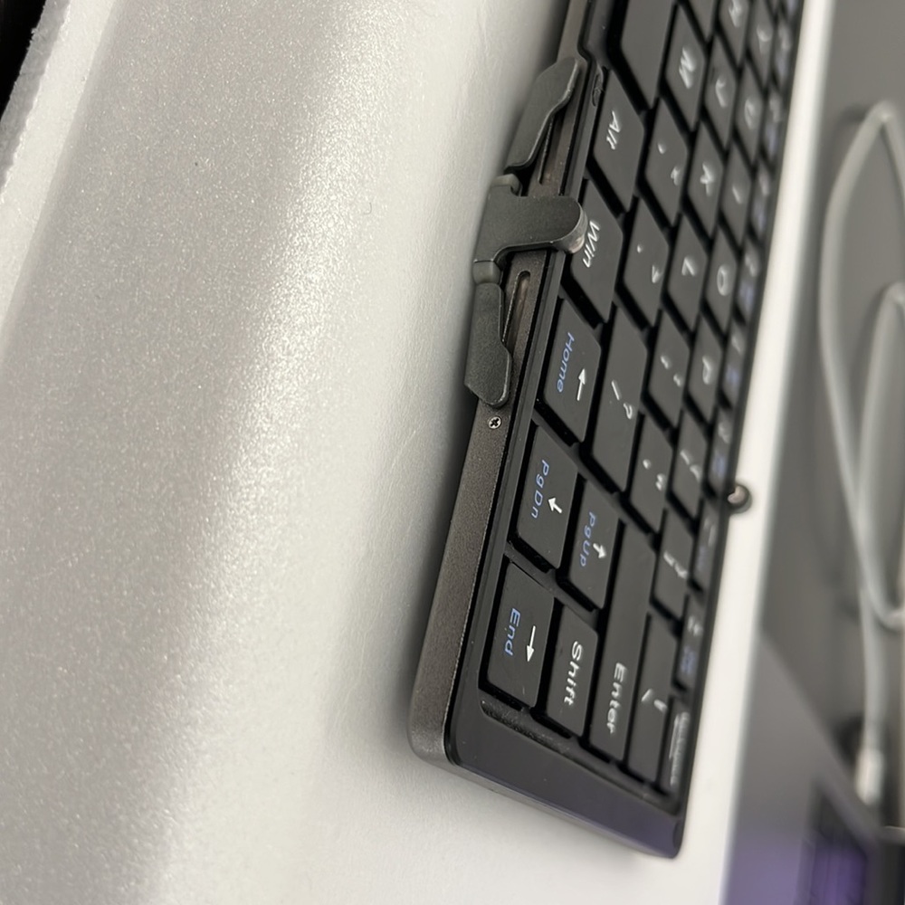 bluetooth keyboard - Picture 2 of 6